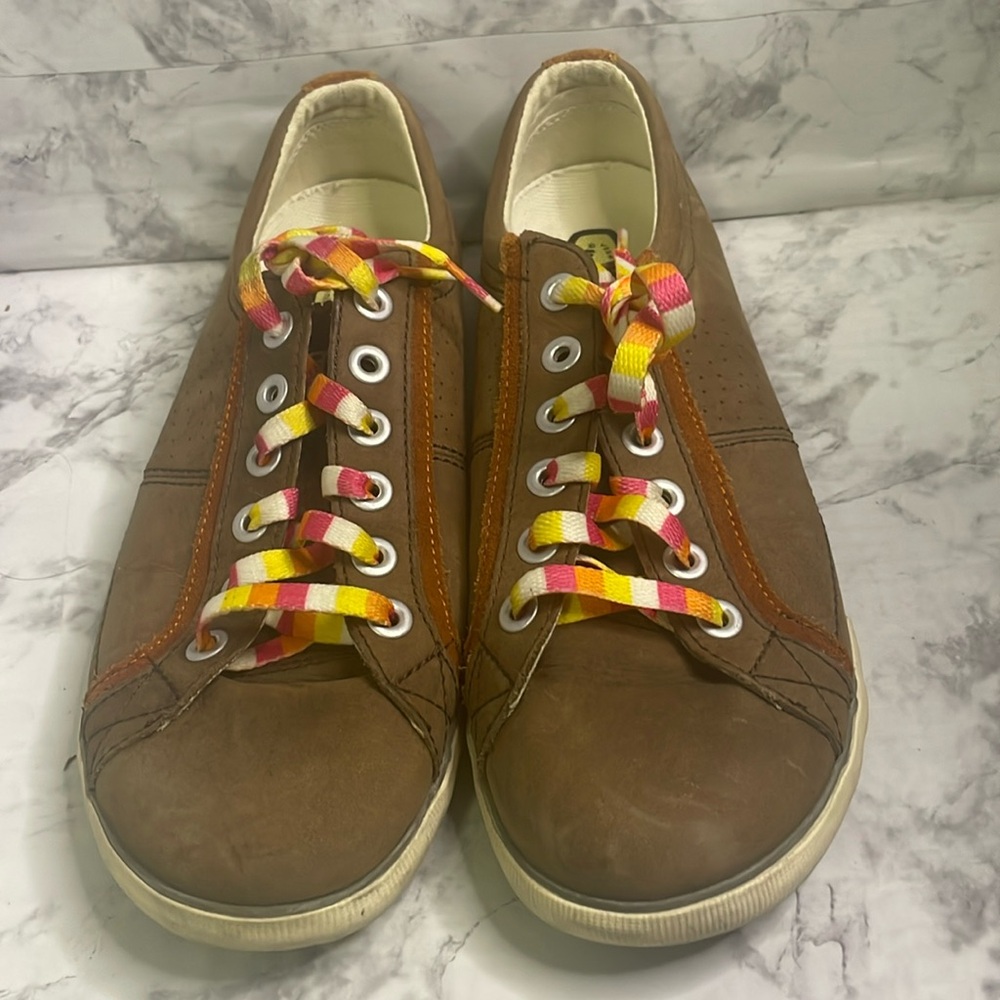 Keen Arcata 1002889 Brownie Leather Fashion Sneaker Shoes Lace up Women’s 8.5